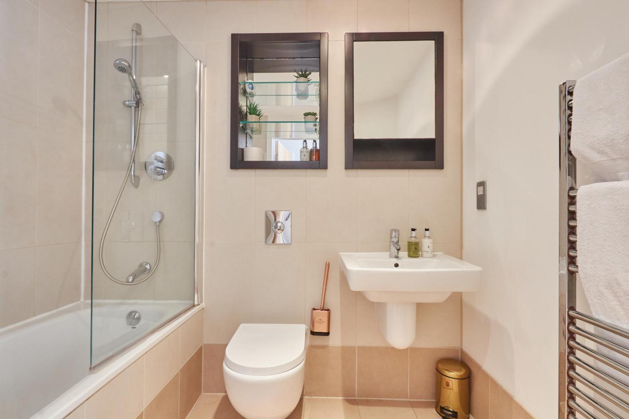 Central Leeds Dock Apt&Free Secure Parking! Экстерьер фото