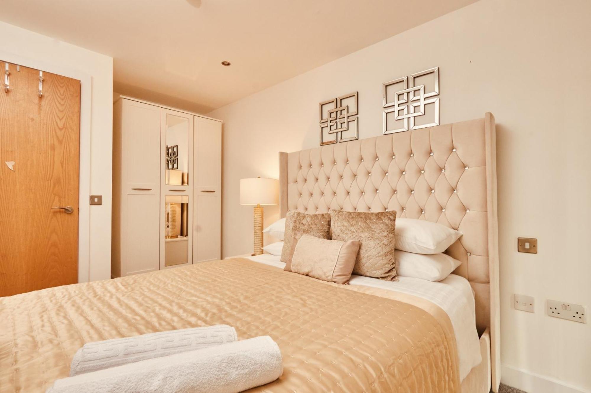 Central Leeds Dock Apt&Free Secure Parking! Экстерьер фото
